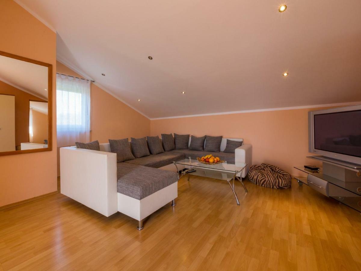 Apartments Alin Dramalj Eksteriør billede